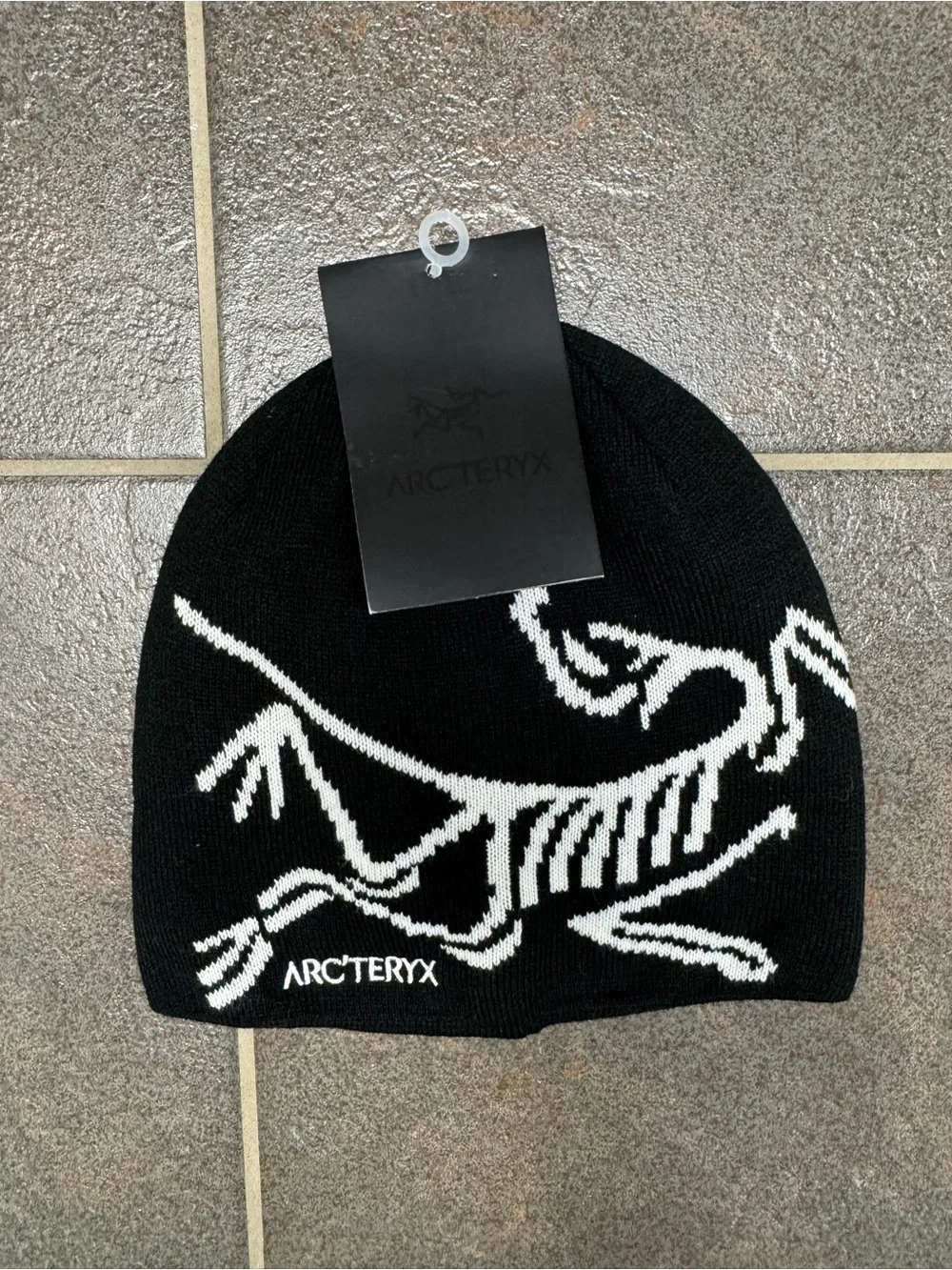 Arc'teryx Bird Head Toque Beanie Knit Hat Logo Orca Monochrome Black White NEW